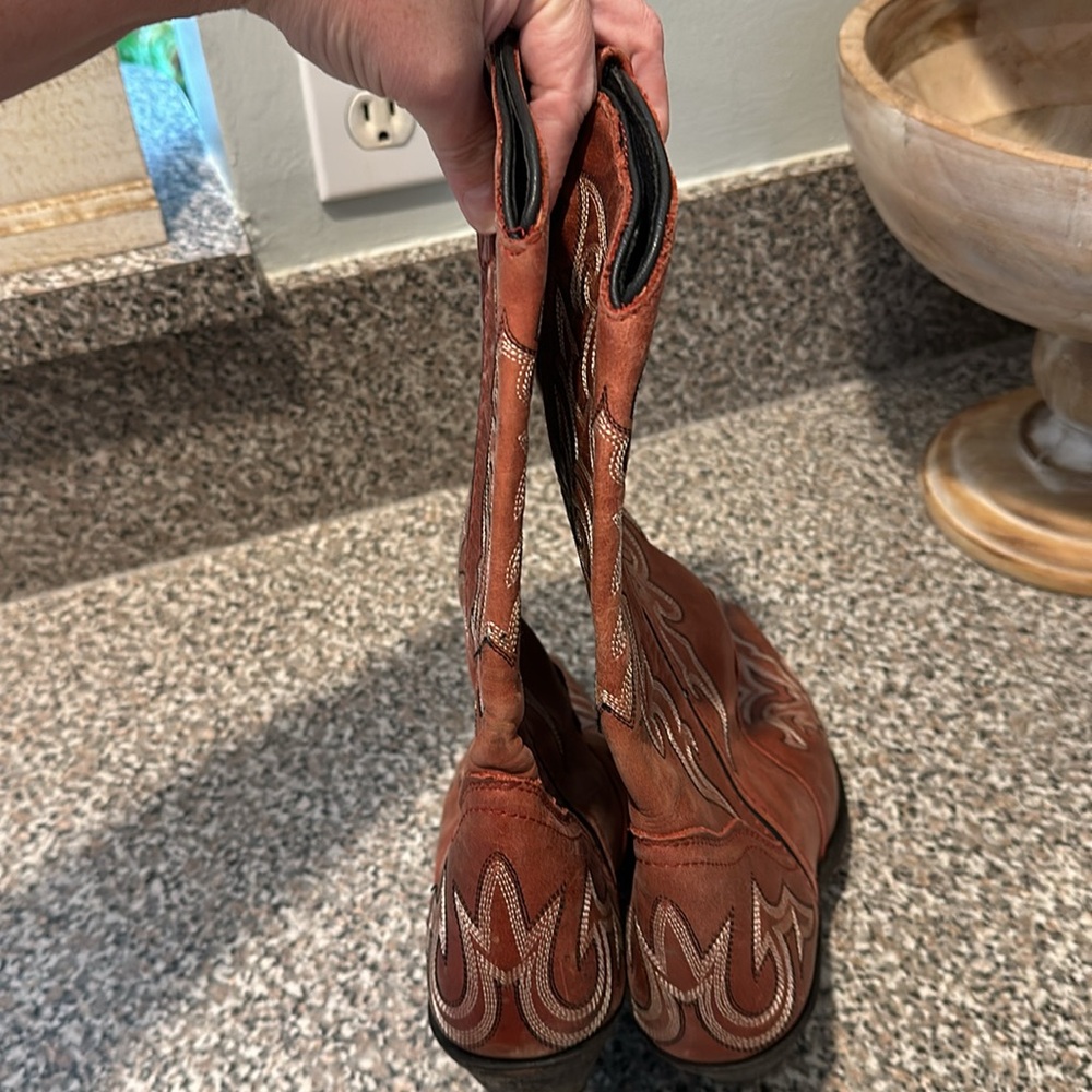 Vintage Leather Western Cowgirl Boots - Picture 6 of 8